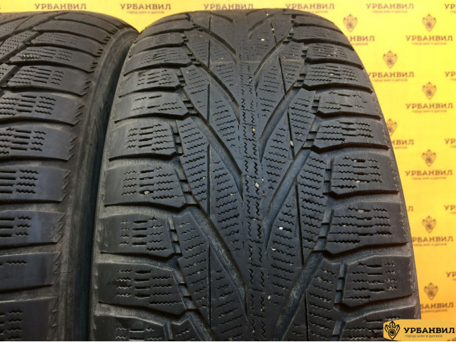 Nokian Tyres Hakkapeliitta R2 SUV 235/55 R19 105R