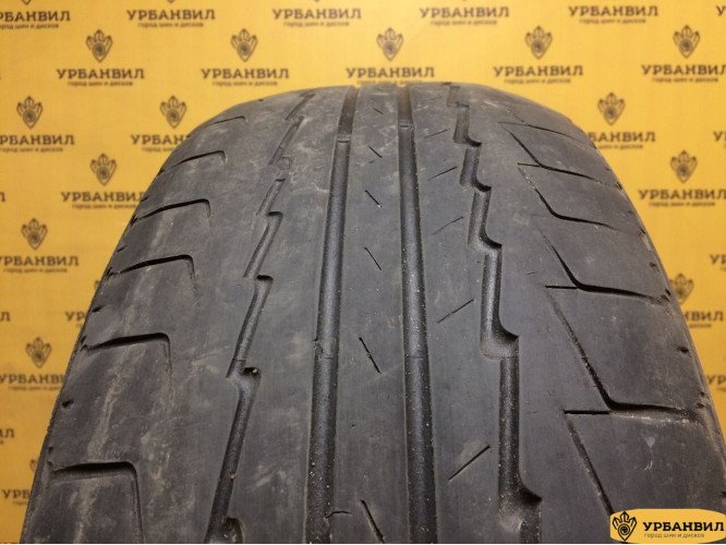 Kumho Road Venture ST KL11 235/65 R17 104H