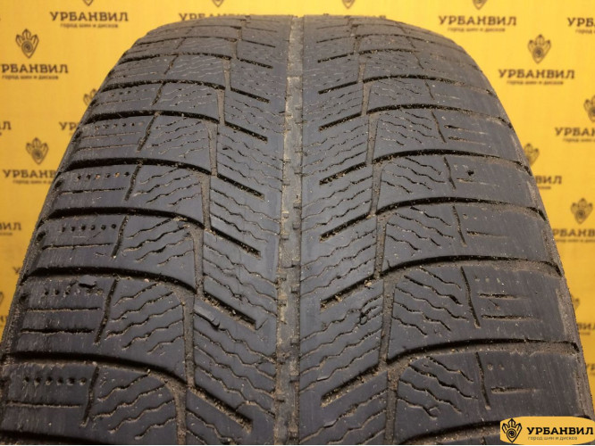 Michelin X-Ice XI3 225/60 R17 99H