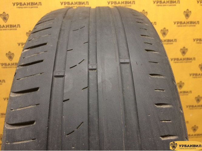 Kumho Ecsta HS51 195/55 R16 87V