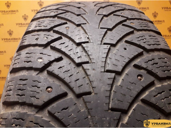 Nokian Tyres Hakkapeliitta SUV 235/65 R17 108T