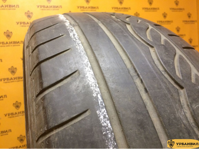 Dunlop SP Sport 01 235/65 R17