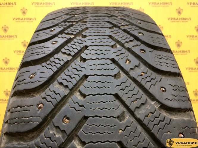 Goodyear UltraGrip 500 235/65 R17 108T