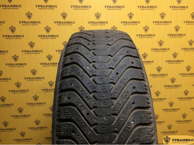 Goodyear UltraGrip 500 225/65 R17 102T