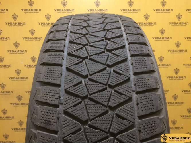 Bridgestone Blizzak DM-V2 255/55 R20 110T