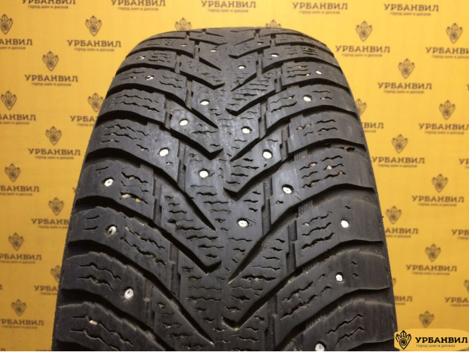 Nokian Tyres Hakkapeliitta 8 SUV 215/70 R16 100T