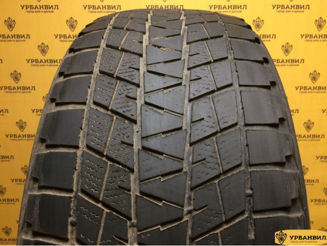 Bridgestone Blizzak DM-V1 265/50 R20 106R