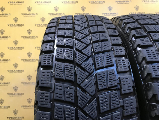 Tourador Winter Pro TSS1 235/60 R18 107T