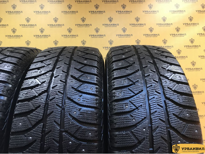 Bridgestone Ice Cruiser 7000 275/70 R16 114T