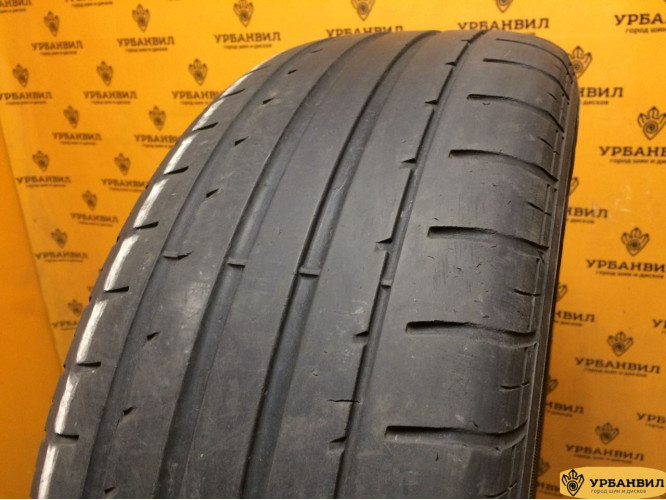 GT Radial Champiro HPY 215/60 R17