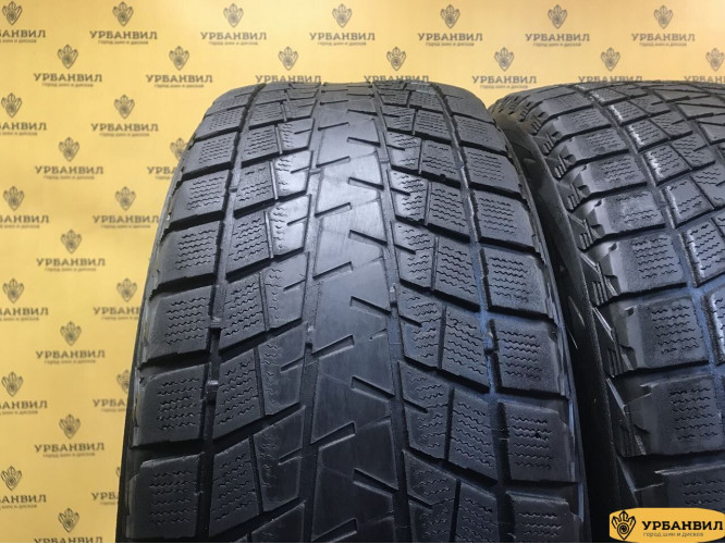 Bridgestone Blizzak DM-V1 275/60 R20