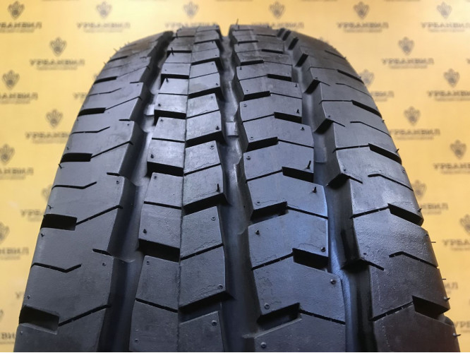 Ovation V-02 215/75 R16C 116/114R