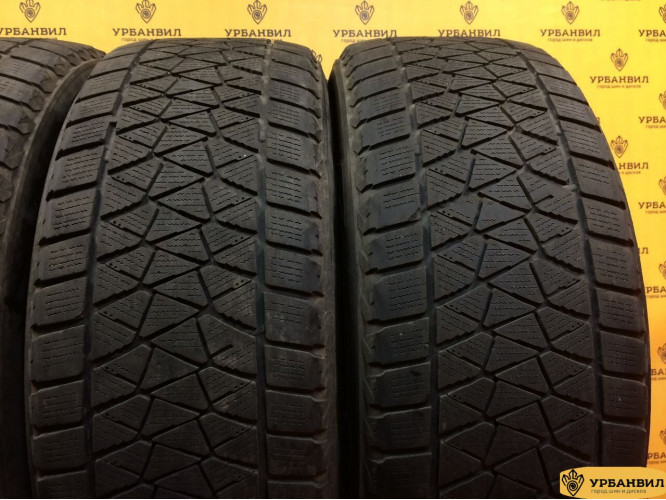 Bridgestone Blizzak DM-V2 225/60 R17